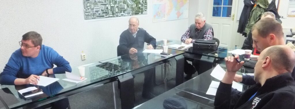 Курси «Моніторинг польотних даних»