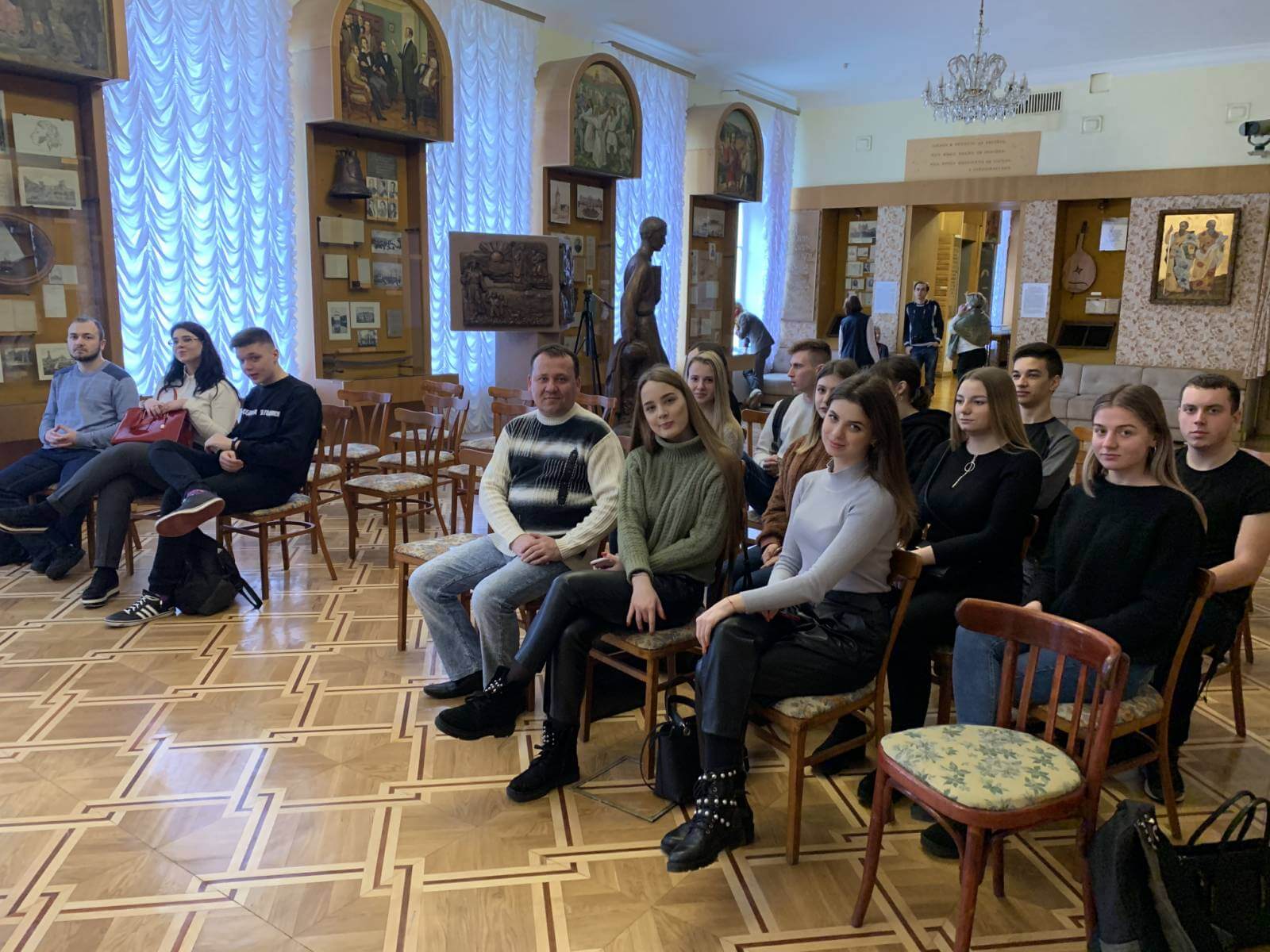 Participation of students in literary and artistic action