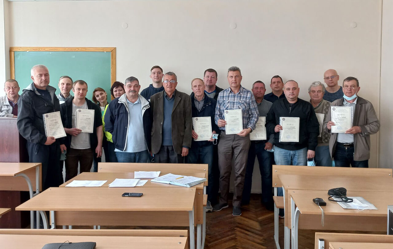 Advanced training of specialists of aviation enterprises of Ukraine