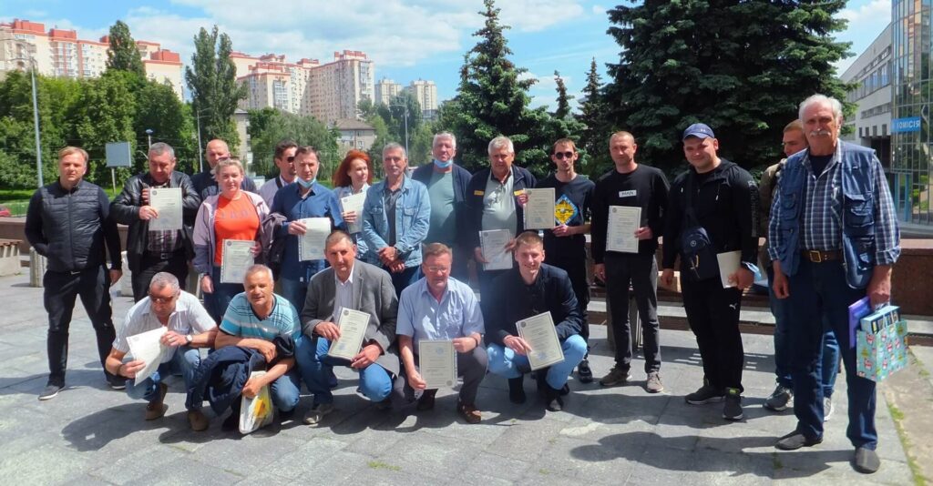 Training of aerodrome service specialists