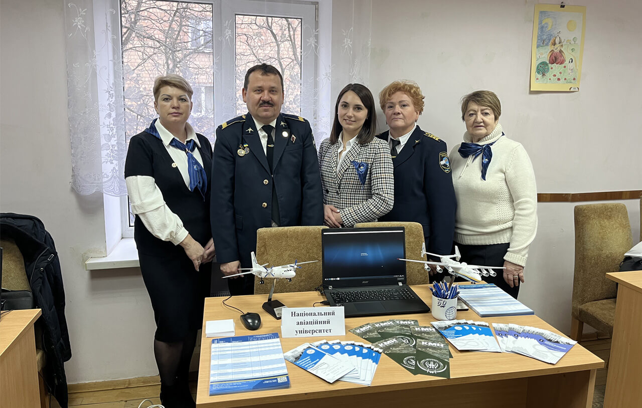A “Career Forum” was held, to which combatants and their families were invited