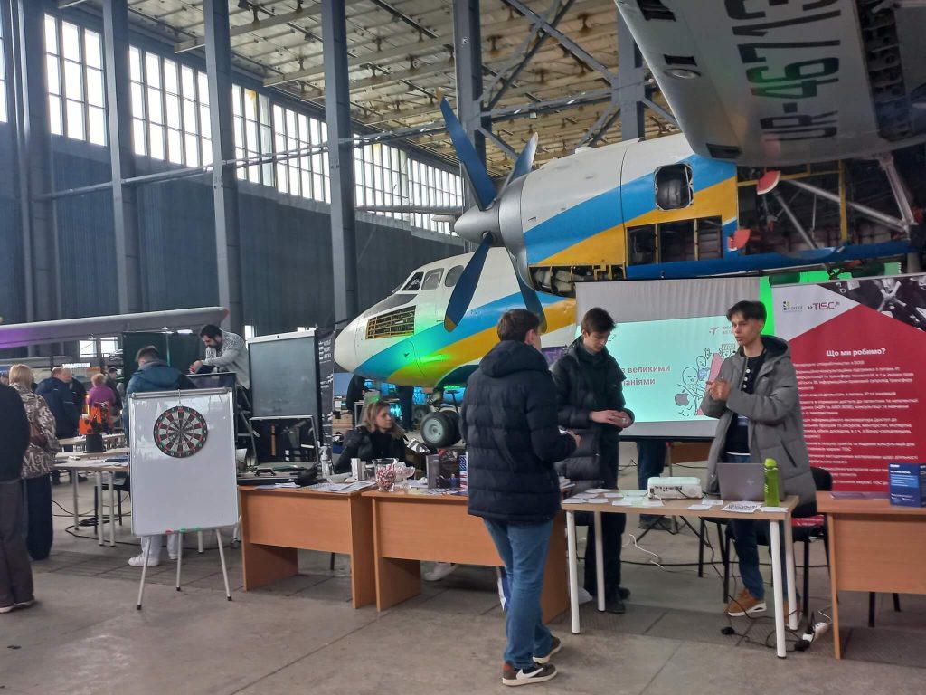 To the skies and beyond: how the Educational and Scientific Institute of Continuing Education joined the celebration of aviation and technology